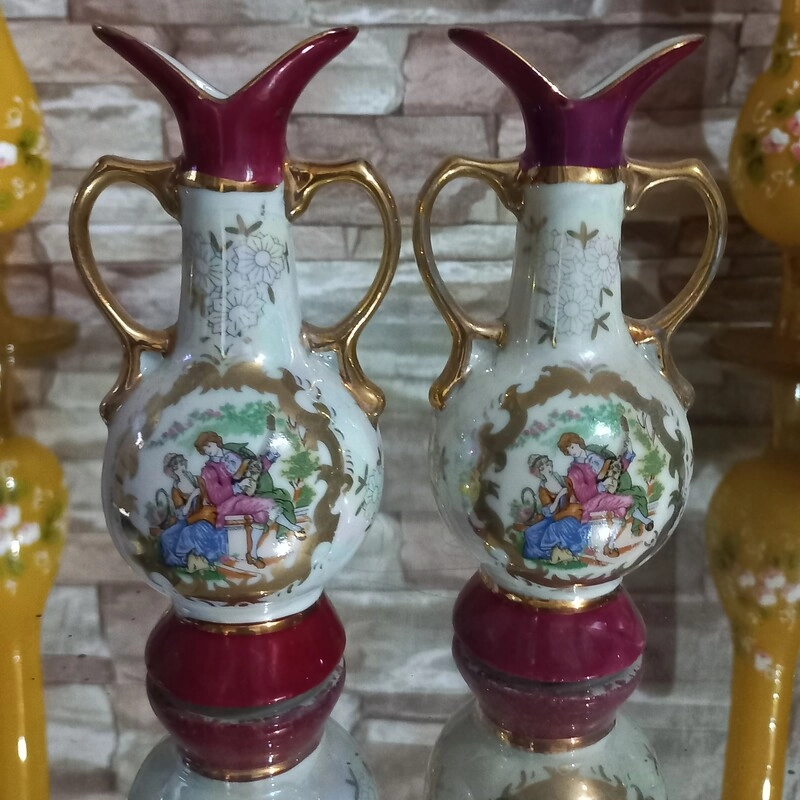 گلدان قدیمی دنسی شاخدار مرمری نیم لاکی