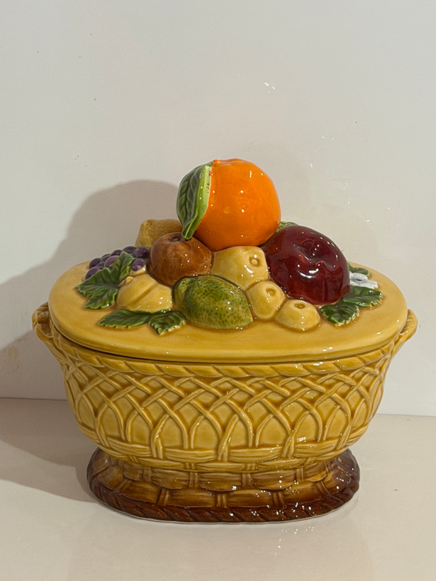 شکلاتخوری گلمیوه قدیمی پایه دار آنتیک