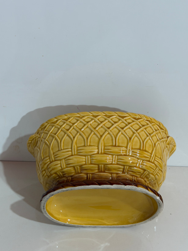 شکلاتخوری گلمیوه قدیمی پایه دار آنتیک